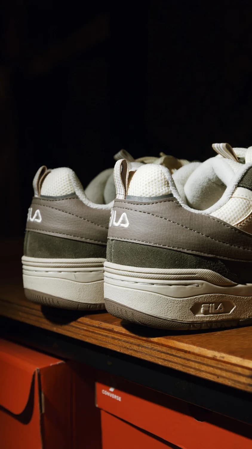 Fila X2K cinza